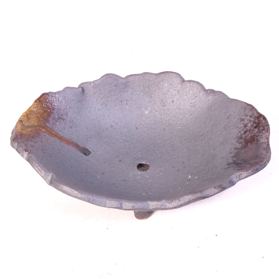 Gray shell unglazed with legs 25cm