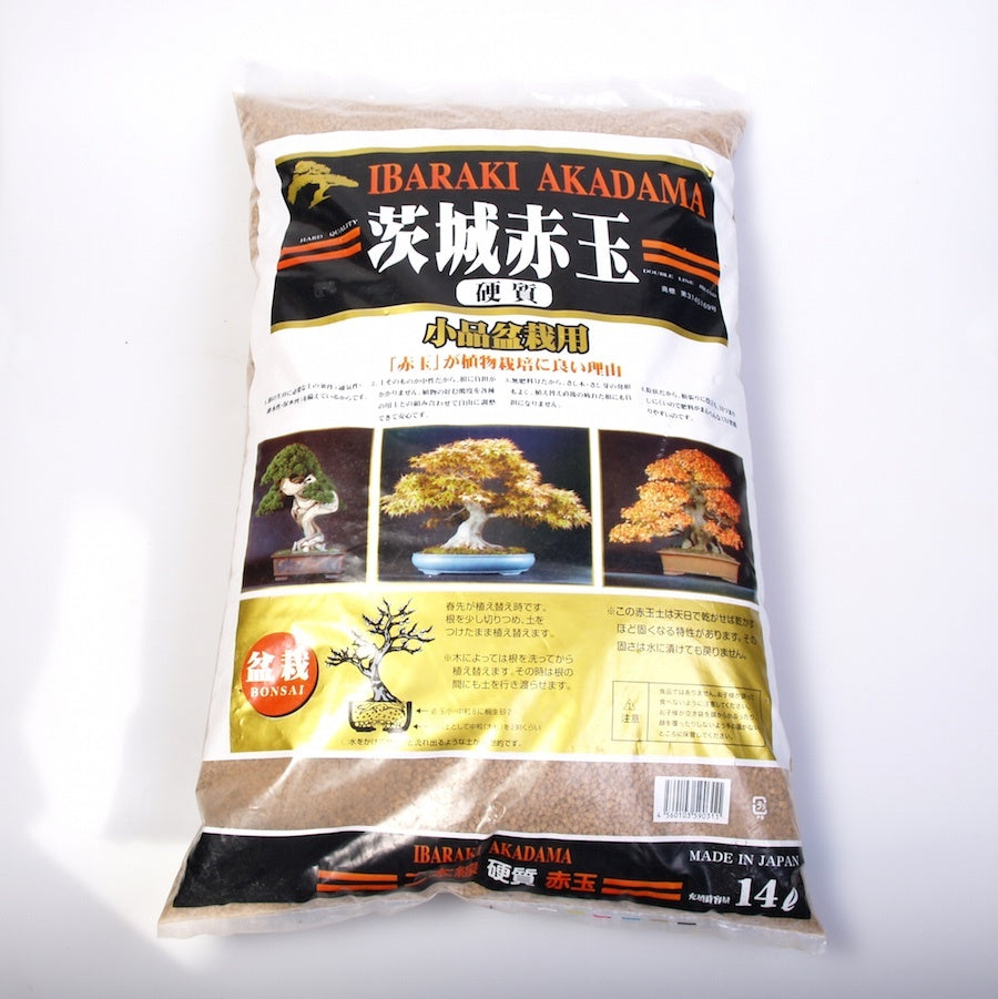 Terreau fin pour bonsaï Akadama 14 L