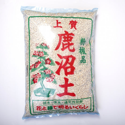 Kanuma 16 L (2-8 mm)